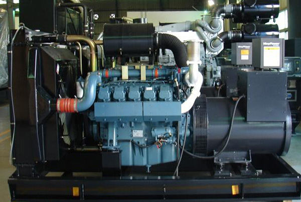 达州优质汽油发电机转用，应急启动快速可靠，转让手续齐全