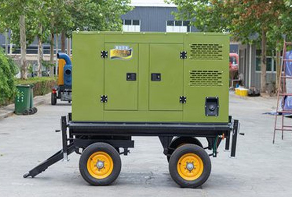 达州柴油发电机组转让，智能调控节能环保，转卖附带全套配件